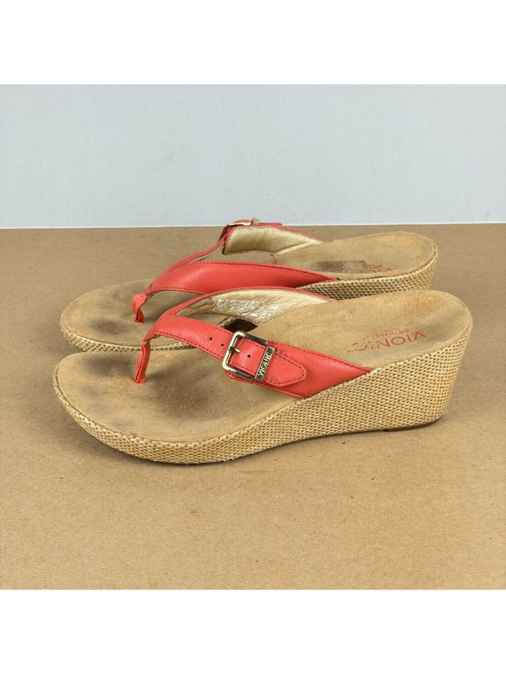 Vionic Polina Thong Wedge Sandals Womens 8 Orange Tan Leather Casual Comfort